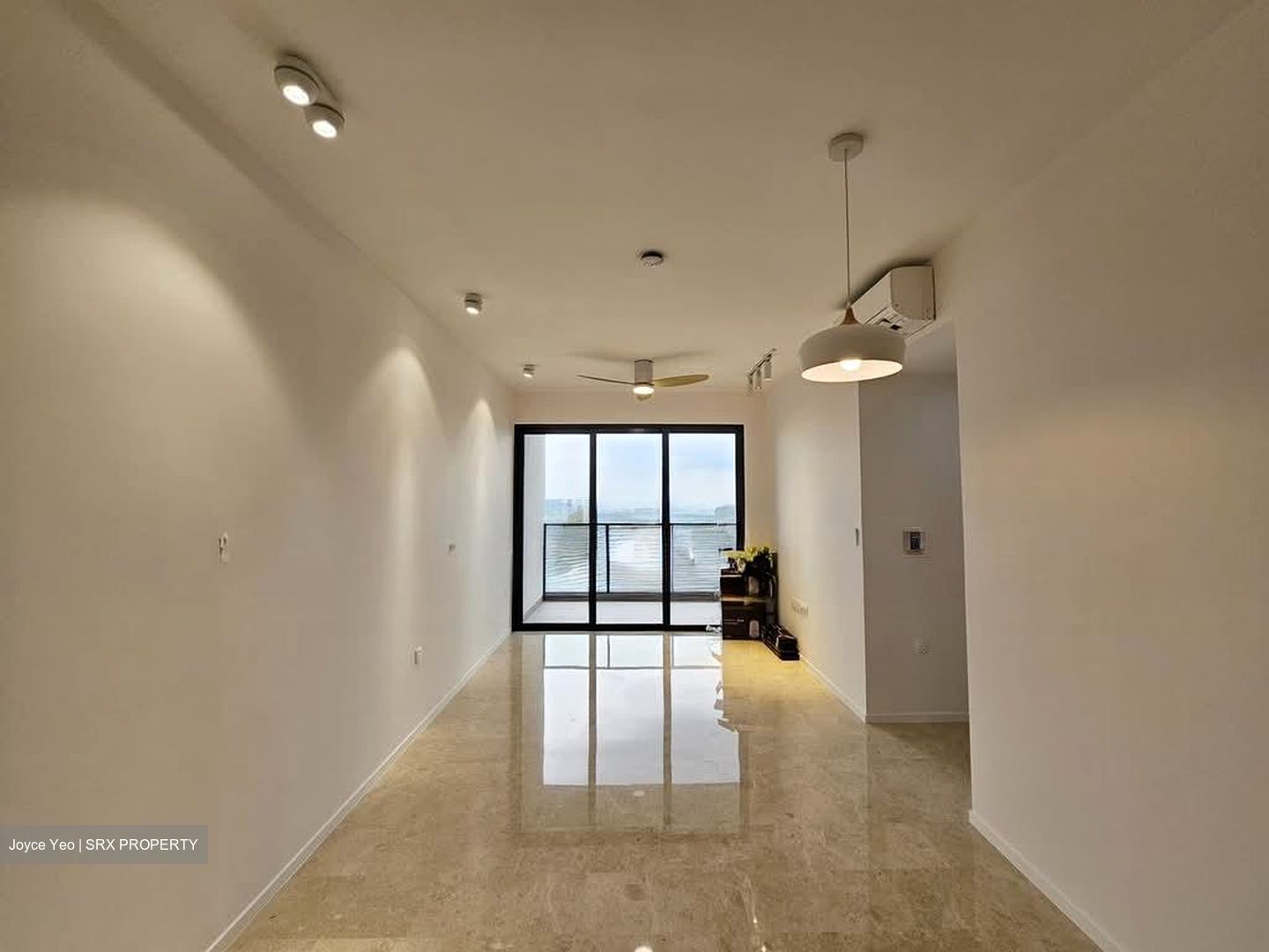 Avenue South Residence (D3), Apartment #576528521